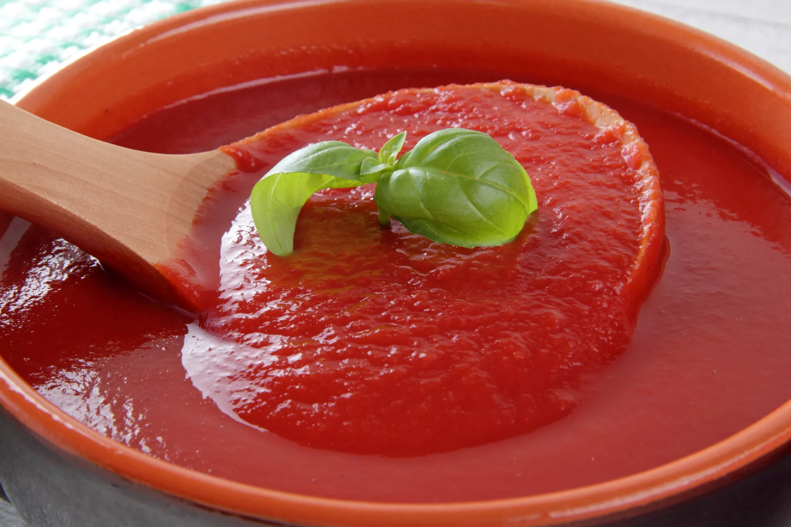 Recept na rajčatové pyré. „Jsem nadšená, už nikdy nebudu kupovat pyré v obchodě.“