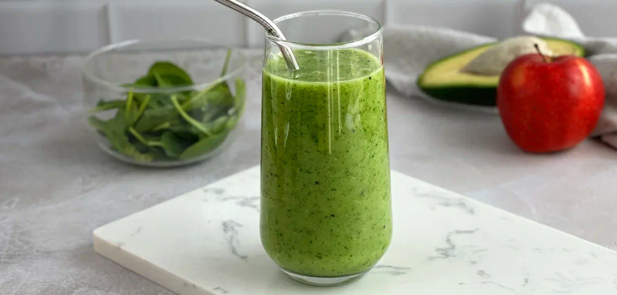 Smíchám několik ingrediencí a mám zdravou snídani. 5 minut práce a energie na několik hodin.