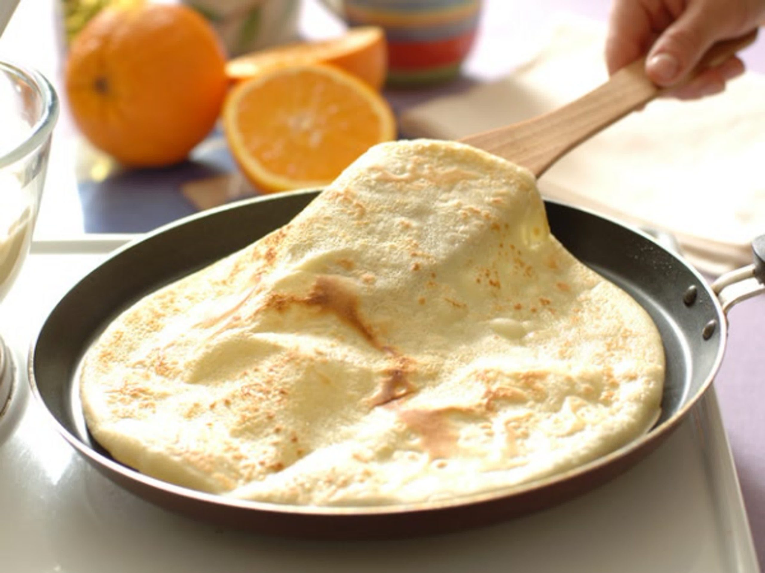 Místo vody do těsta přidávám oblíbený nápoj. Palačinky potěší svou chutí