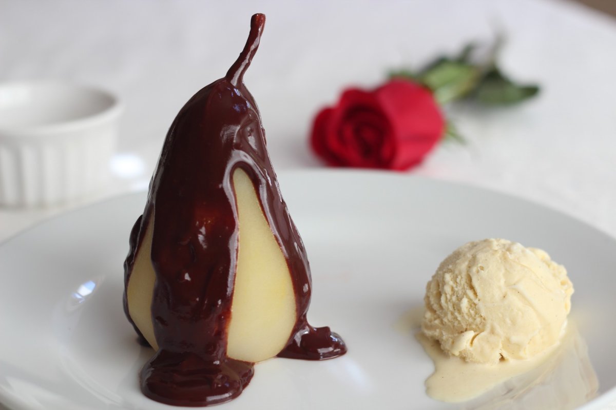 Poire Belle Hélène: klasický recept na dezert