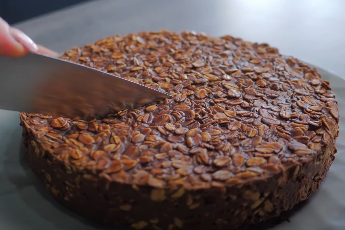 Zdravé a bez cukru: recept na jednoduchý, chutný a snadno připravitelný ovesný koláč