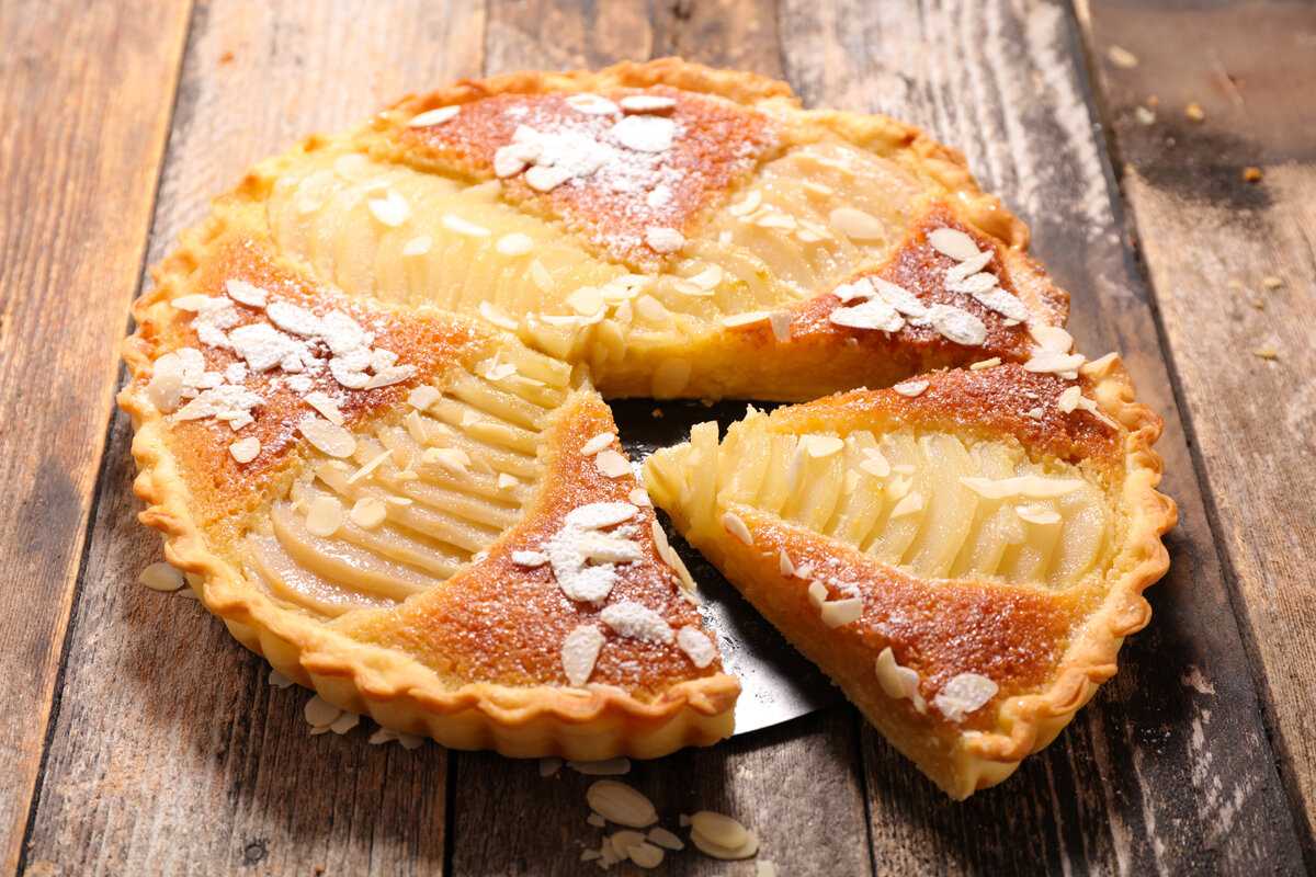 Mandlový koláč s hruškami: každý kousek je požitek