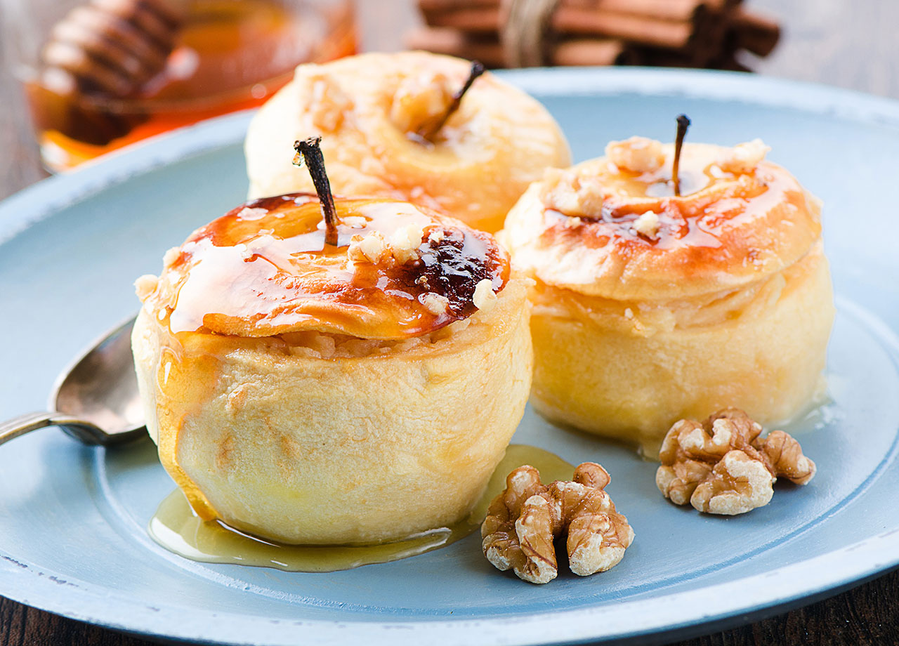 Nápad na zdravý páteční dezert. Pečené jablka à la cheesecake
