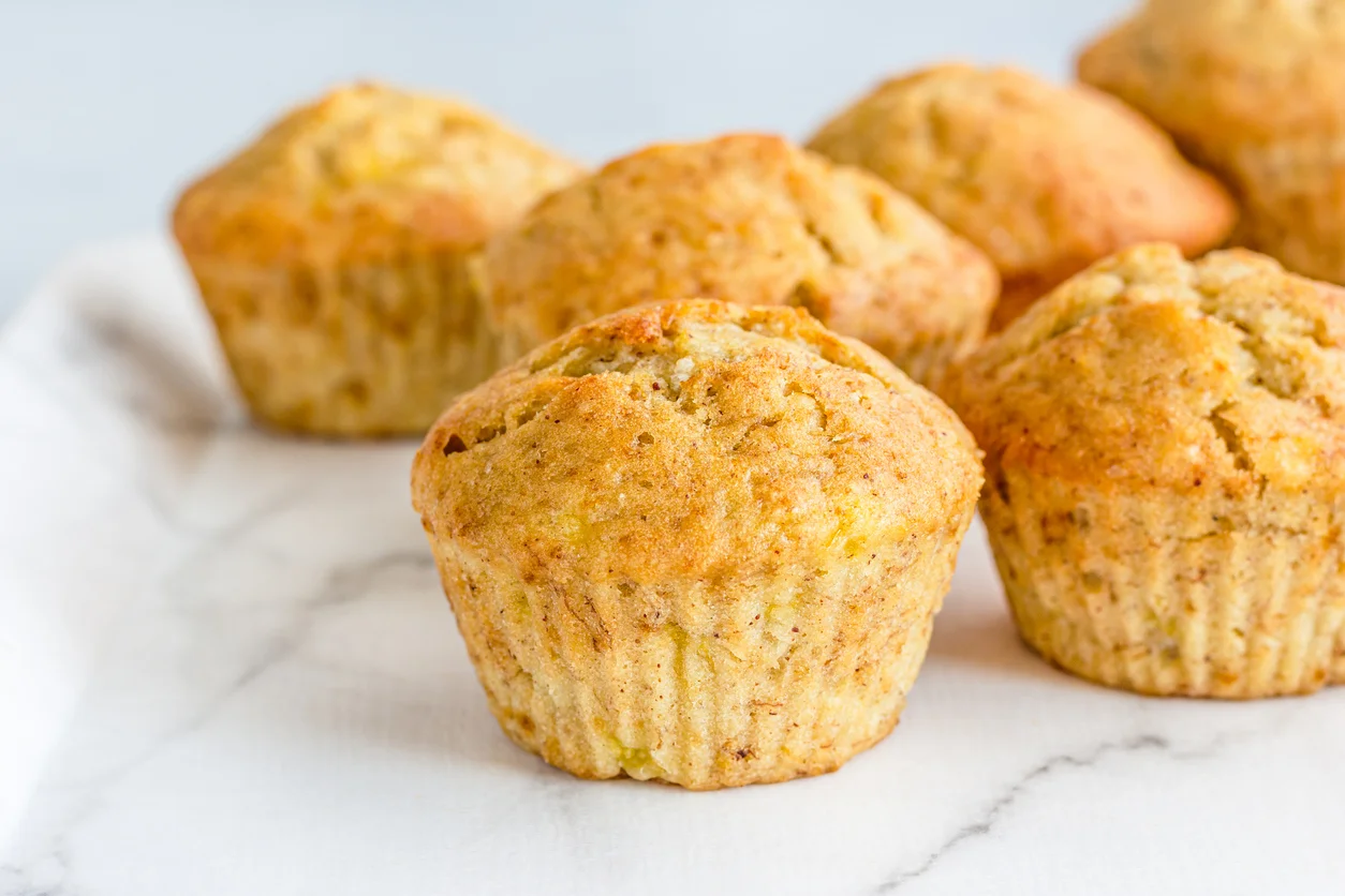 Bez mouky a cukru: jak připravit banánové muffiny v mikrovlnné troubě, snadno a rychle