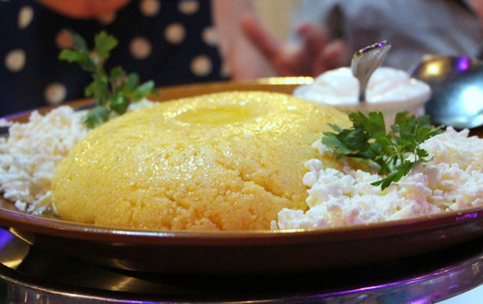 Čechov odmítá název. V Rumunsku se jí častěji než brambory a rýže