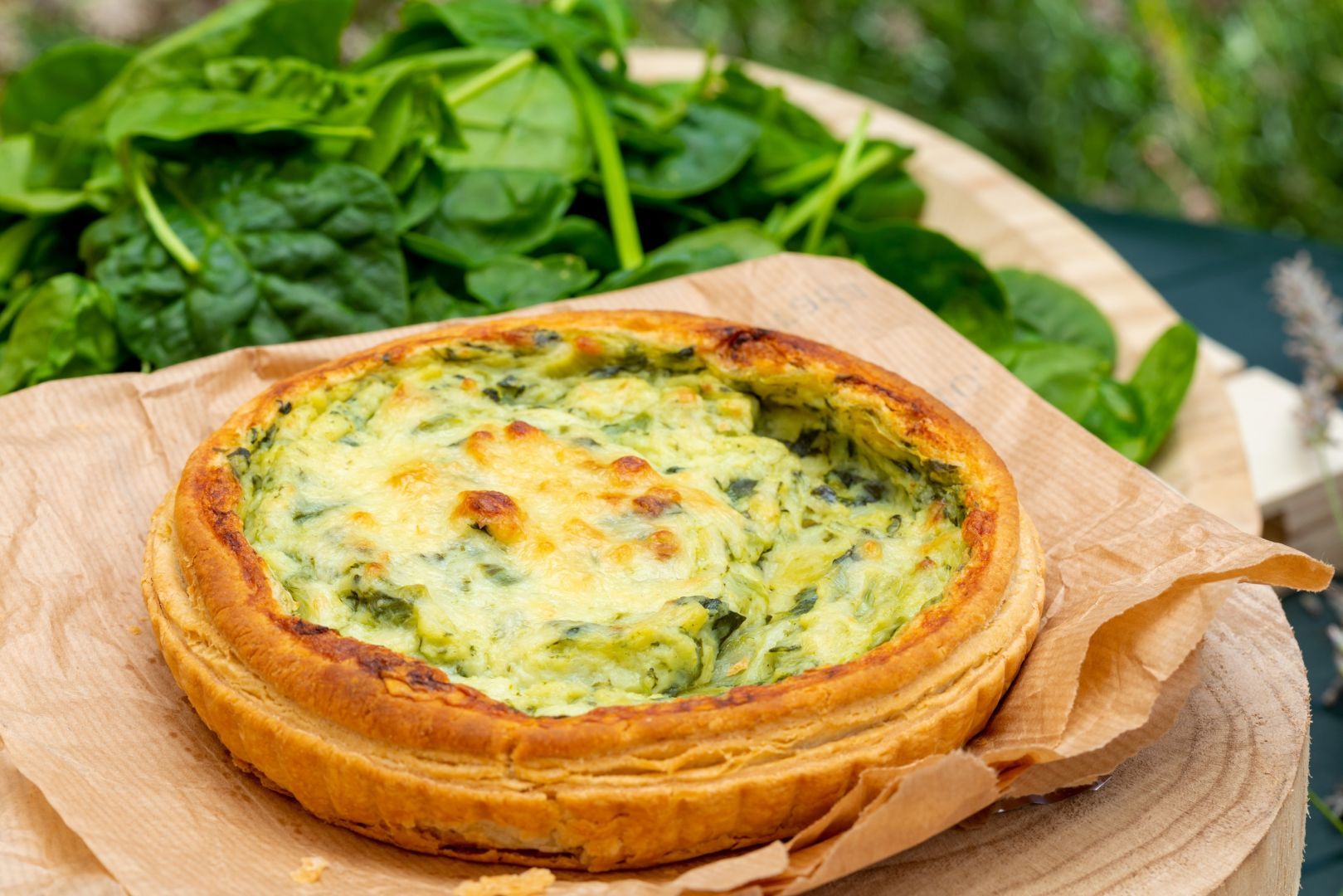 Jak připravit rychlý domácí zeleninový koláč z několika ingrediencí