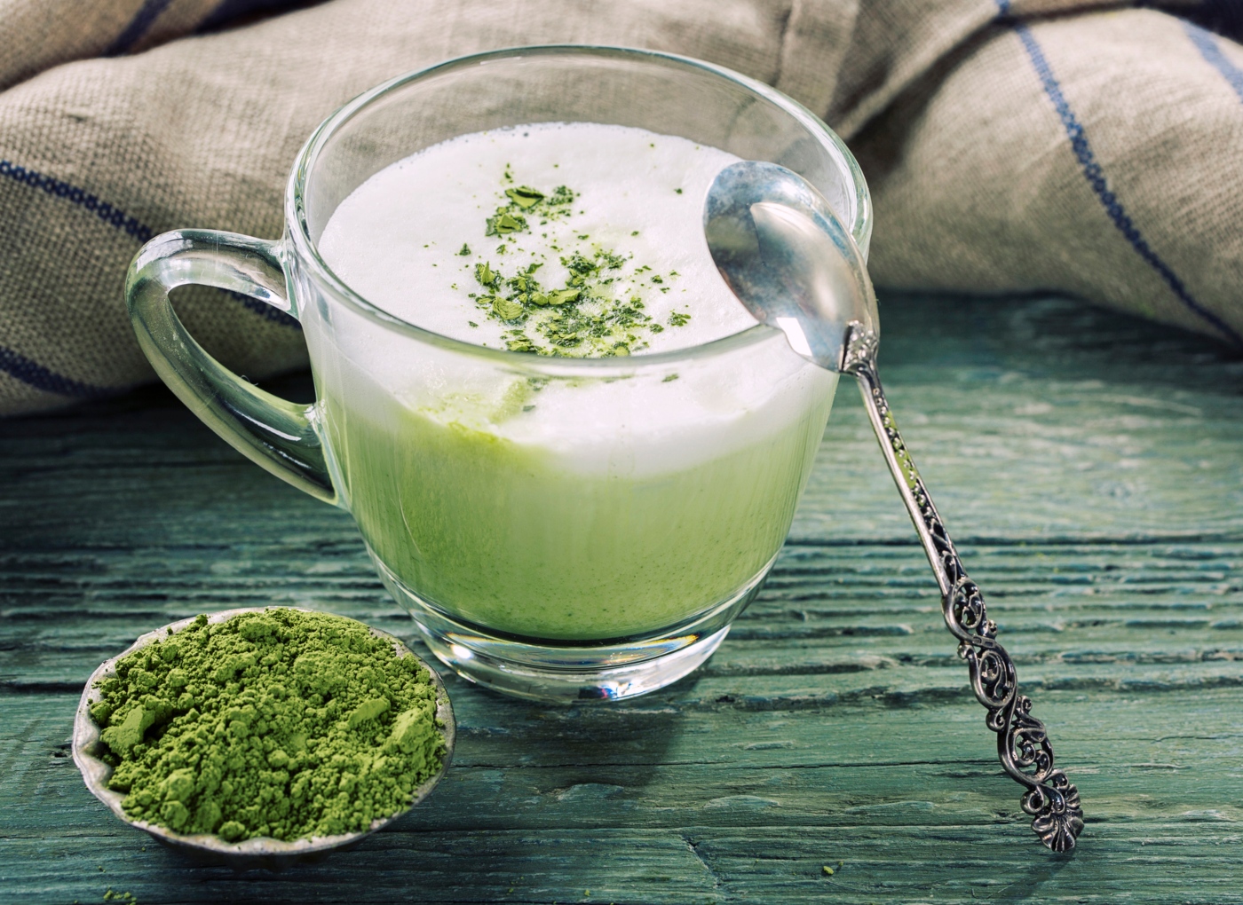 Všichni pijí matcha. A vy byste měli? Zkuste to