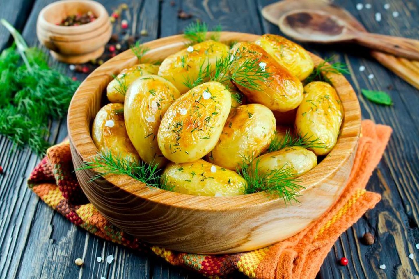 Sůl není potřeba! Jedna ingredience dodá bramborám jedinečnou chuť