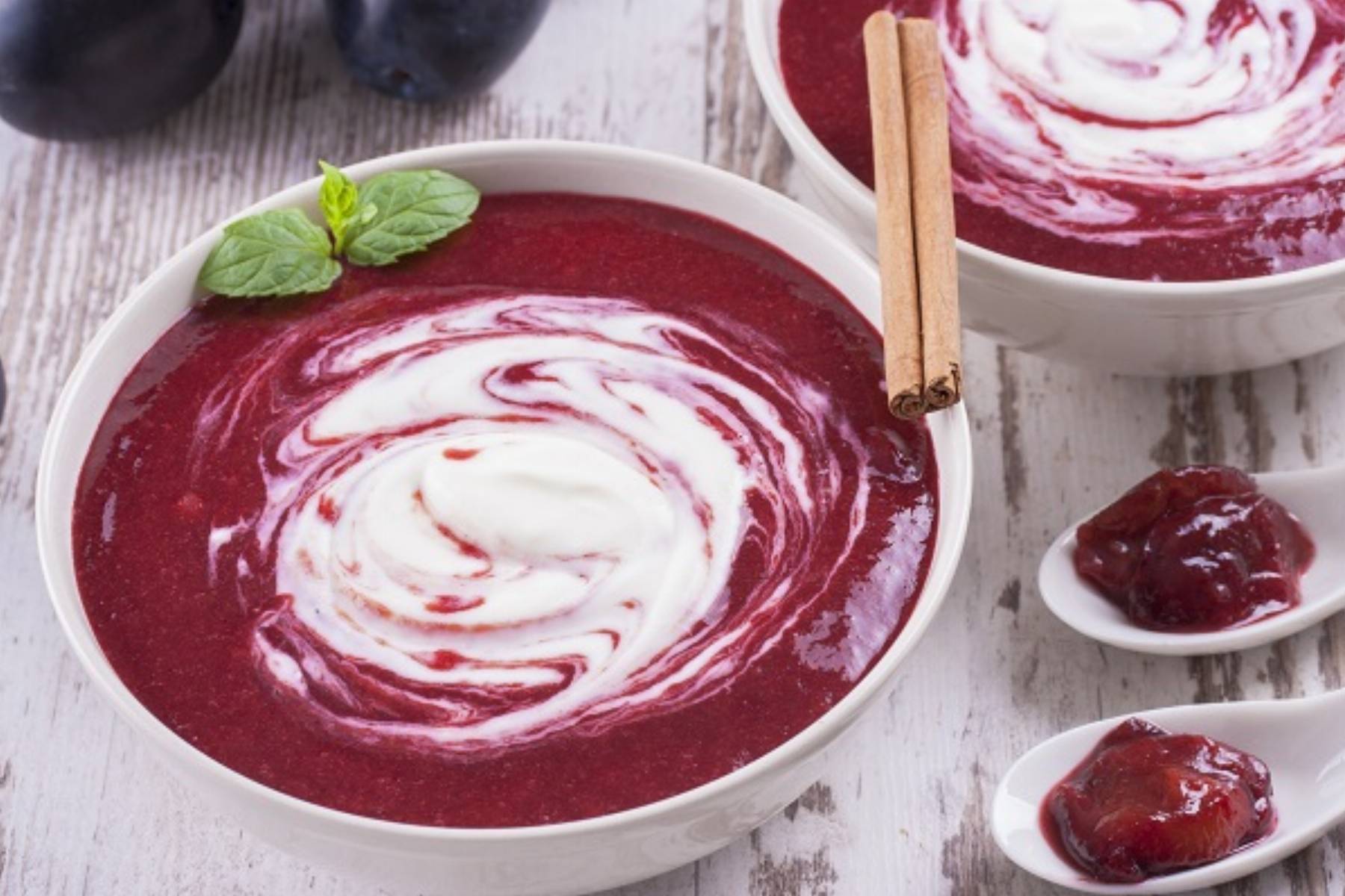 Místo ovesné kaše připravuji k snídani tento mousse. Je jako balzám pro unavené střevo.