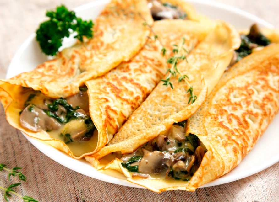 Podzimní palačinky s úžasnou náplní a křupavým těstem. Recept jsem čerpala z francouzské kuchyně