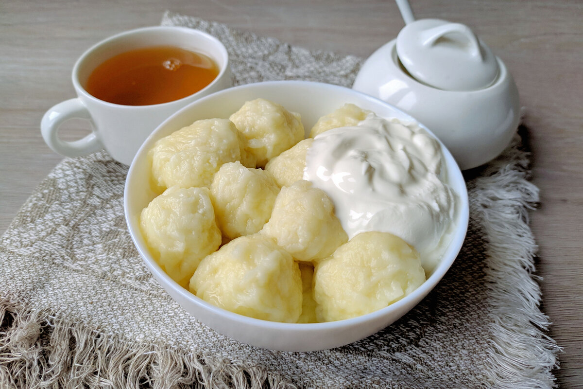 Připravuji babiččiny knedlíky ze 3 ingrediencí. Jsou lehké jako obláček a připravíte je za 10 minut.