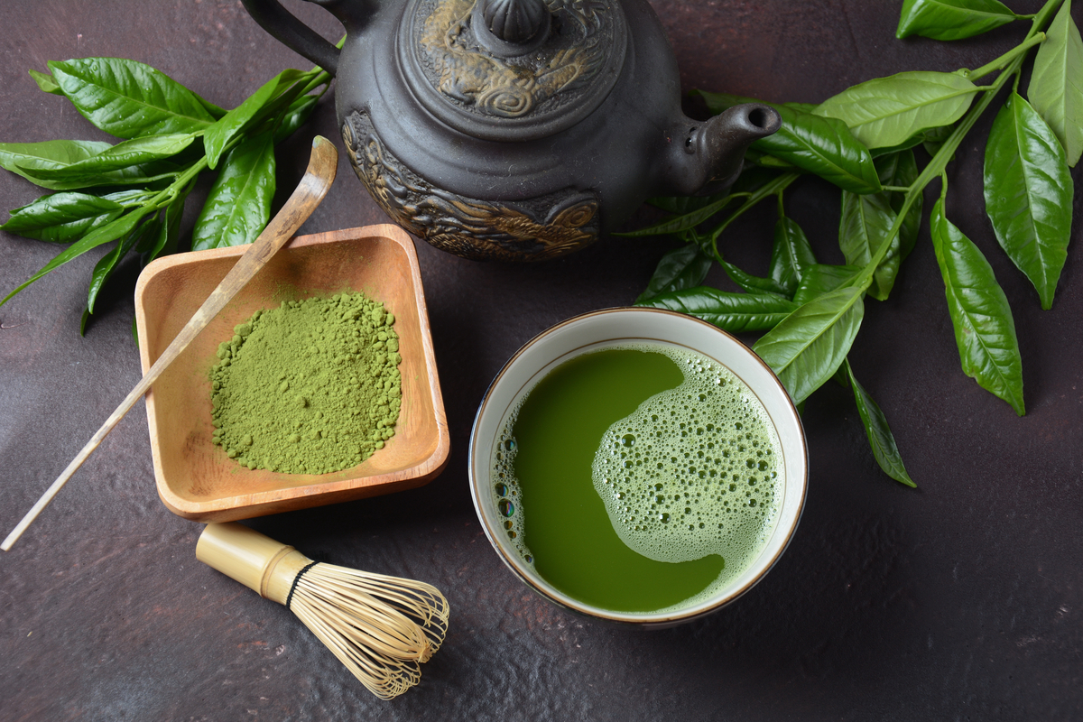 Prevence rakoviny a regulace krevního tlaku: stále více lidí ho volí místo kávy – čaj matcha